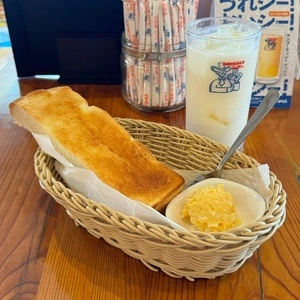 コメダ珈琲店 山手店