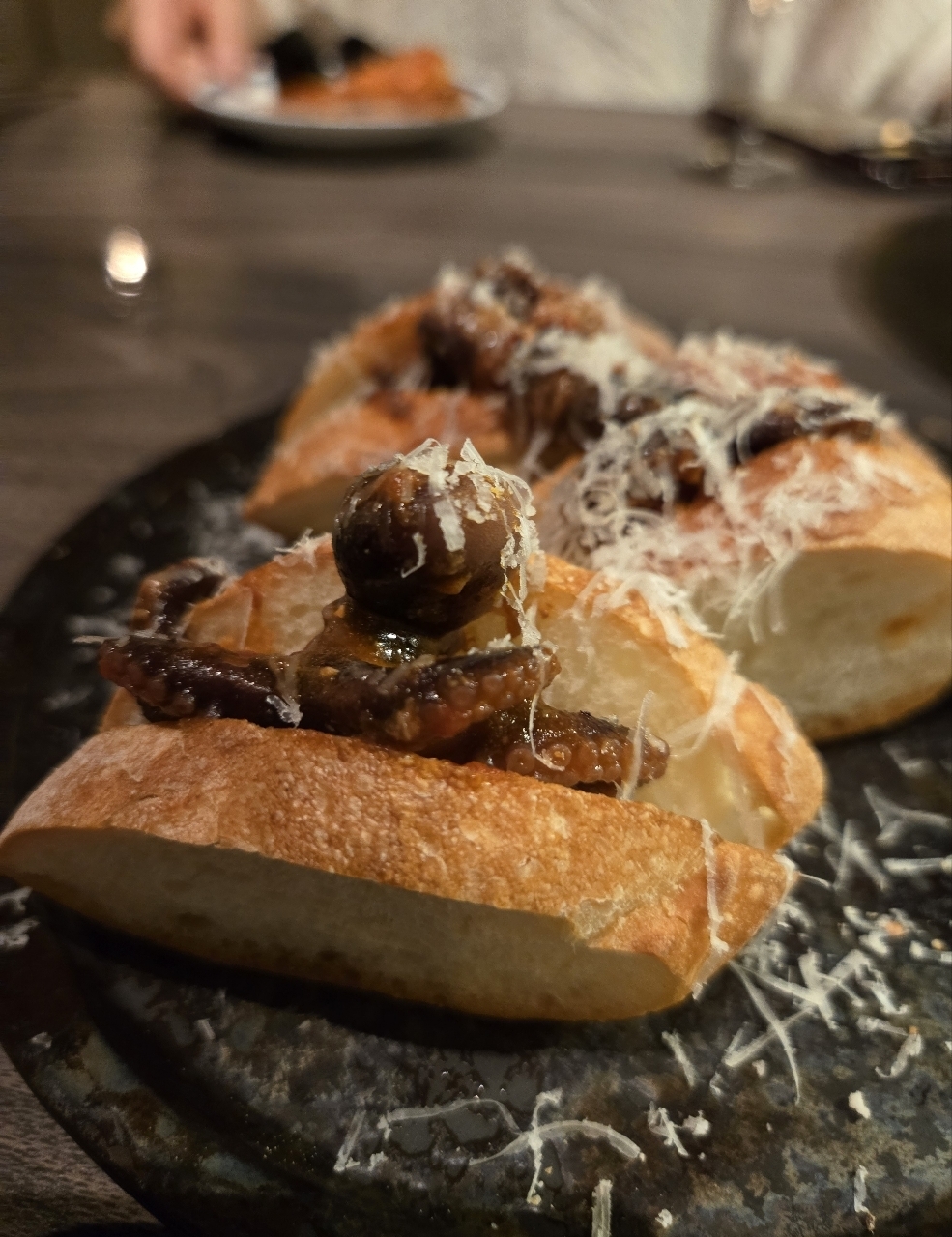 じゅりぽんさんが投稿したOyster bar & French Bistro WHARFに関する口コミの画像