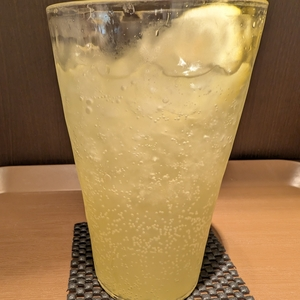 Cafe よもだ サンロード店