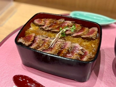 ビフテキ重・肉飯 ロマン亭 ルクア大阪店