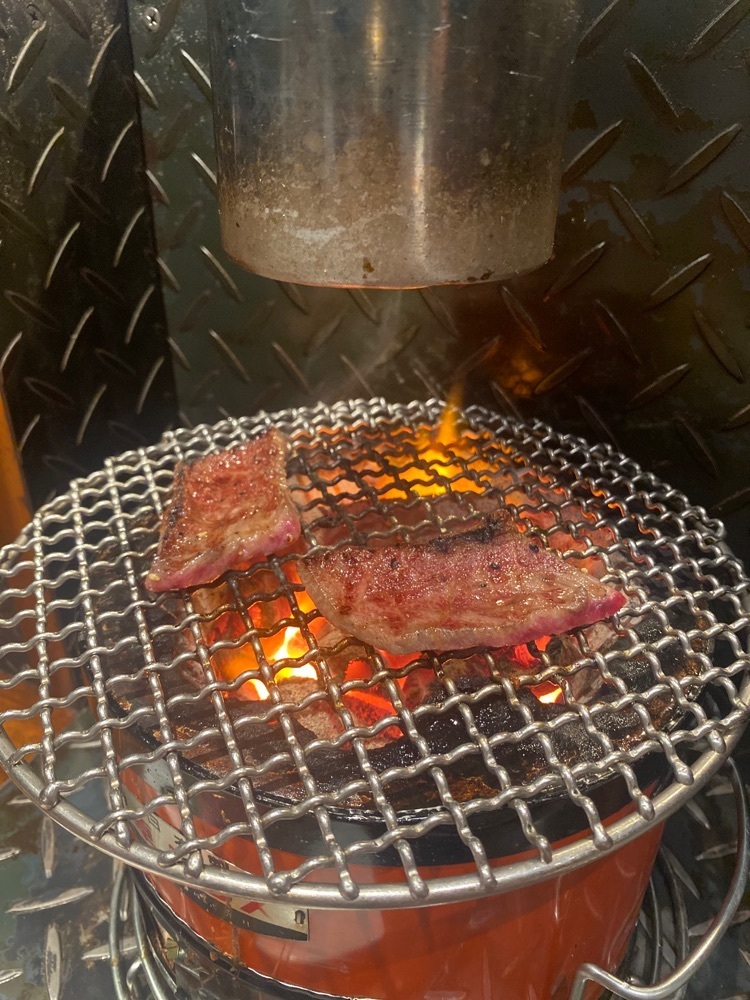 nanah1さんが投稿した炭火焼ホルモン ぐう 築地に関する口コミの画像