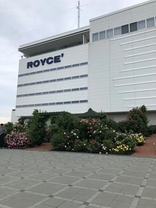 ロイズ ロイズタウン工場直売店（ROYCE'）