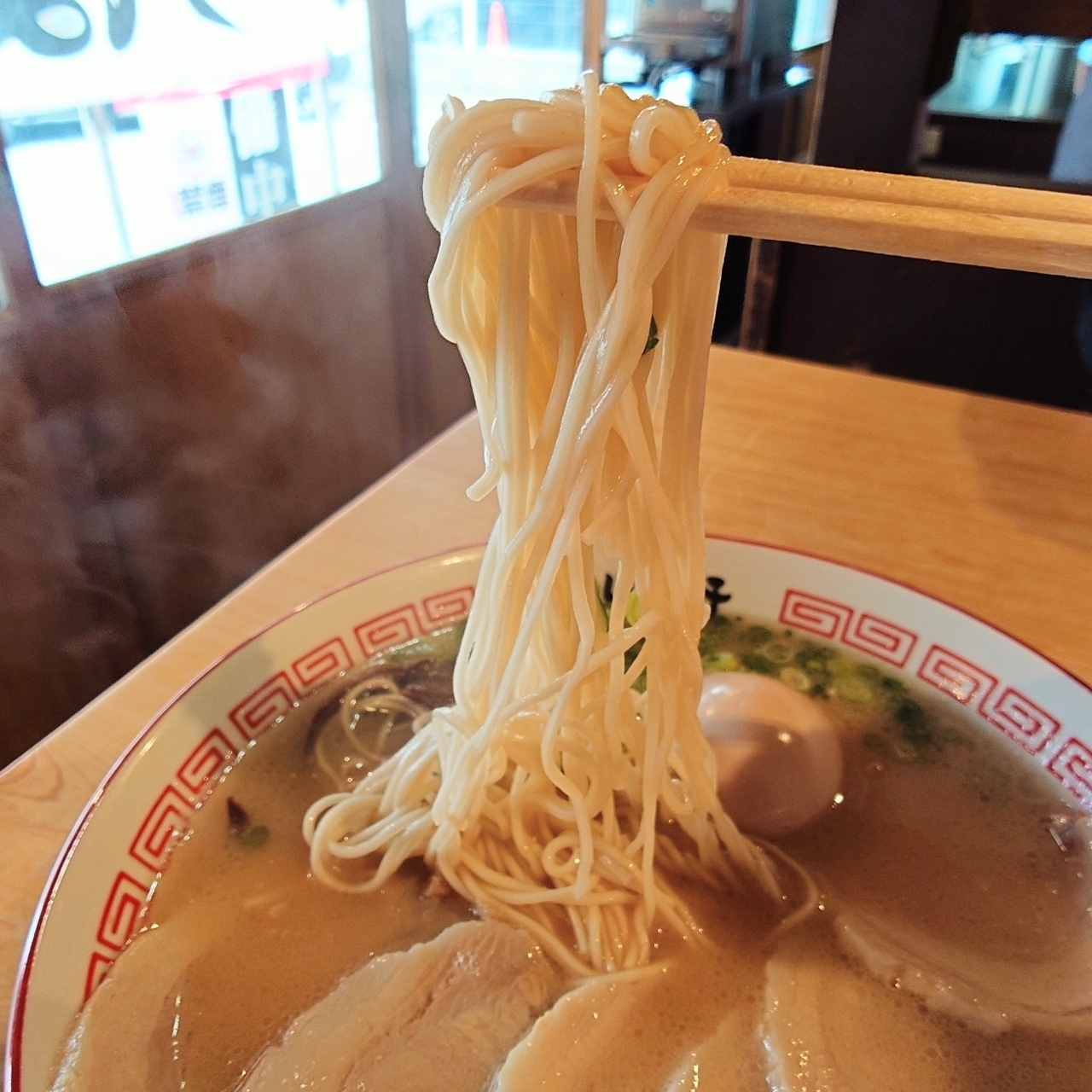 guttyo8888さんが投稿した博多らーめん ばりばり軒 一宮本店に関する口コミの画像
