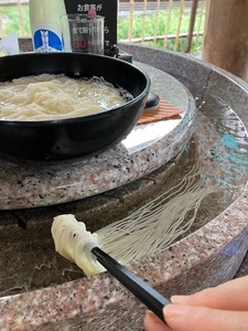 昇仙峡 渓流 流しそうめん・ほうとう 円右衛門