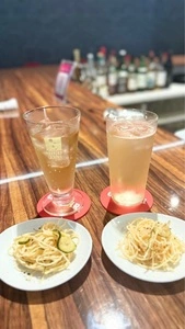 BAR Backs（バー バックス）