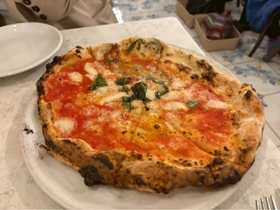 ピッツエリア エ トラットリア ダ イーサ（Pizzeria e trattoria da ISA）