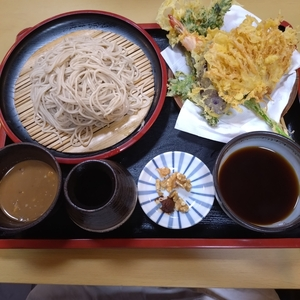 弥重