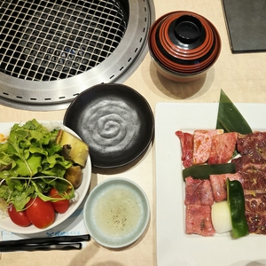 焼き肉 なべしま 健軍店