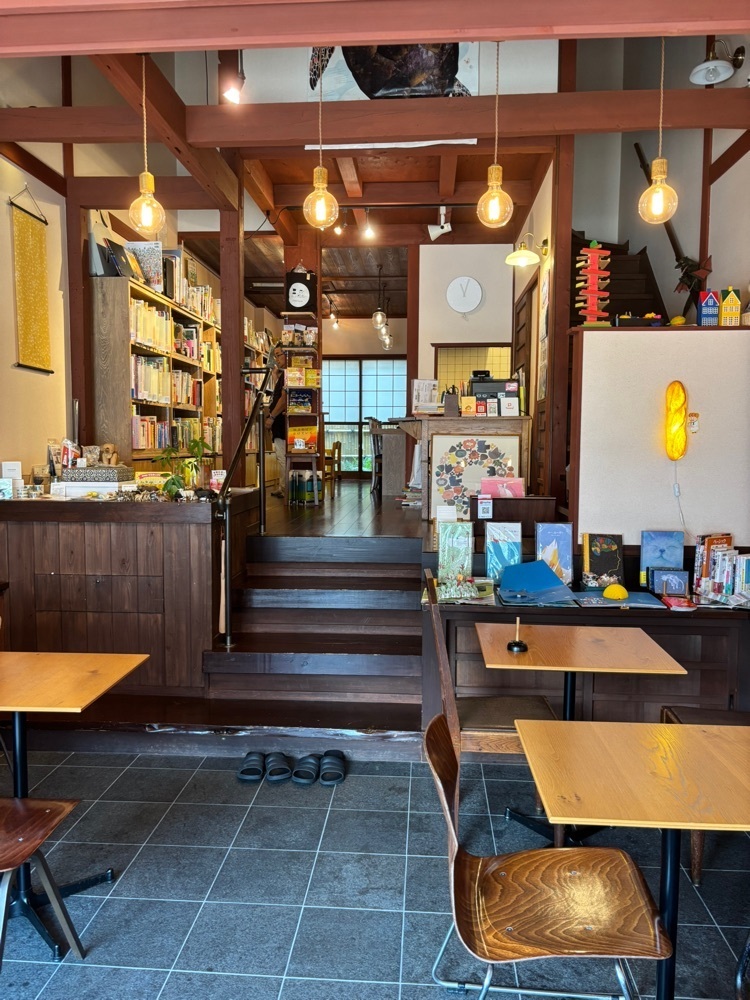 nanah1さんが投稿した絵本カフェ Mebae（メバエ）に関する口コミの画像