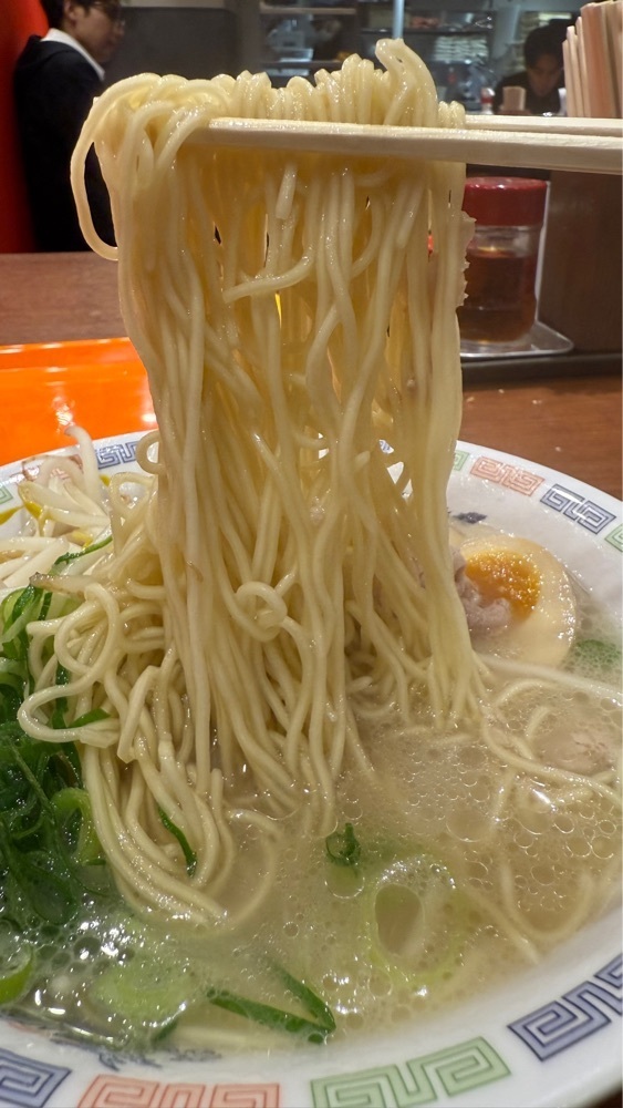 【東京近郊】居酒屋勝手にレビューさんが投稿した博多ラーメン はかたや 川端店に関する口コミの画像
