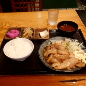 屋台酒場あぐらし