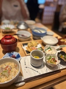 豆富料理と吟醸せいろ蒸し 八かく庵 大阪ステーションシティ店