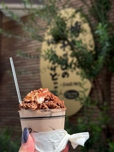 チョコレートショップ 本店（CHOCOLATE SHOP）