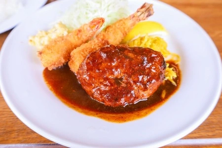 洋食 大かわ（オオカワ）