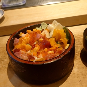 ぎんざまぐろや