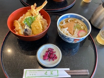 丸萬