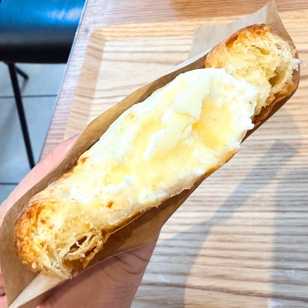 kaze_gourmetさんが投稿したフロマージュデニッシュ デニルタオ（【旧店名】ルタオ チーズケーキ ラボ）に関する口コミの画像