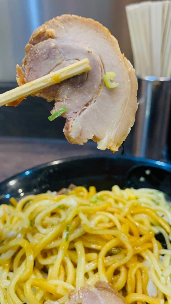 東京食べあルークさんが投稿した油そば専門店 ぶらぶら 伊勢佐木町店（油“油“）に関する口コミの画像