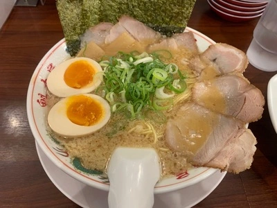 ラーメン 魁力屋 練馬インター店