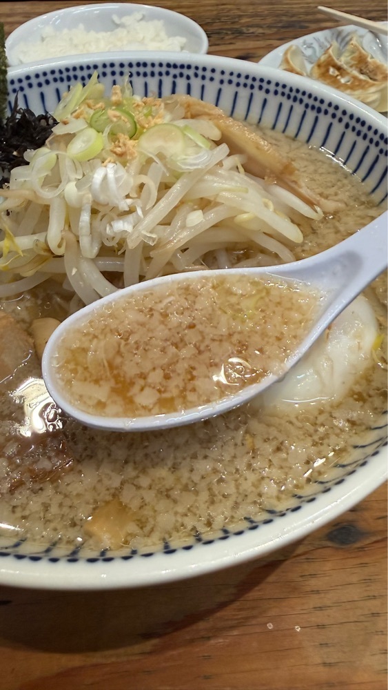 【東京近郊】居酒屋勝手にレビューさんが投稿したハッスルラーメン ホンマ 浜町店に関する口コミの画像
