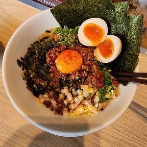 キラメキノトリ 名神豊中インター店