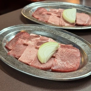伊勢屋本店