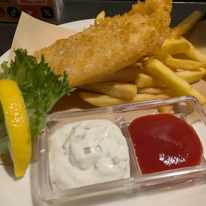 Public House The AXTELL（アクステル）