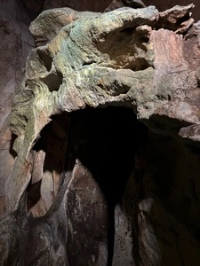 龍河洞