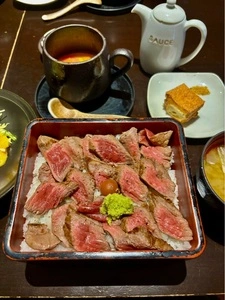 うまこだ