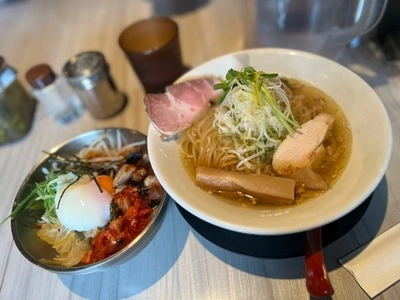 麺屋 甚八 野里店（ジンパチ）