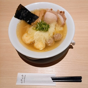ワンタン麺専門店 たゆたふ