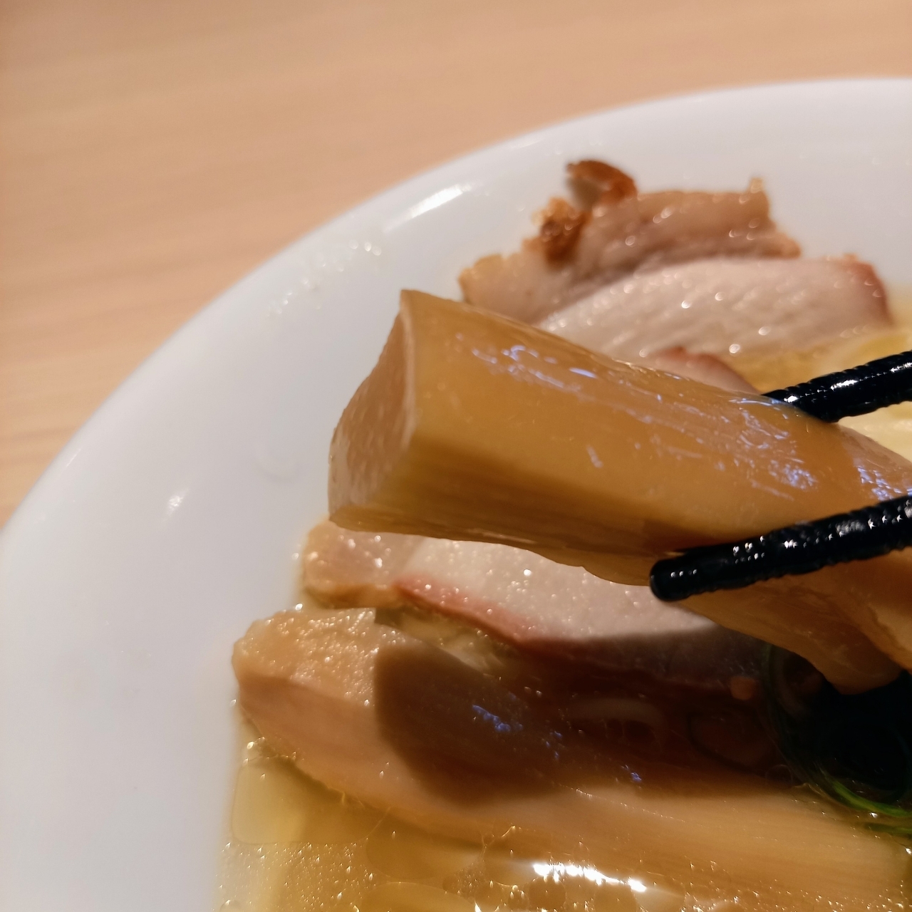 guttyo8888さんが投稿したワンタン麺専門店 たゆたふに関する口コミの画像