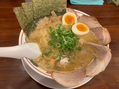 ラーメン 魁力屋 練馬インター店