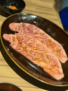 焼肉 ジャンボ 本郷店