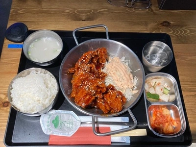 昼耕夜鶏 韓国キッチン 三宮店（ジュギョンヤダク【旧店名】昼耕夜鶏 韓国チキン＆ポチャ）