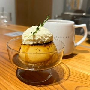 焼菓子とコーヒー パーラーイムオム