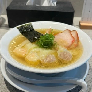 ワンタン麺専門店 たゆたふ