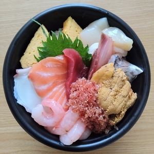 長田鮮魚店（留萌自由市場）