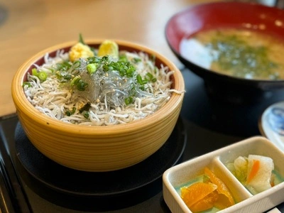 海と寿司と揚げ 伊豆まるす