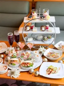 さくららうんじ