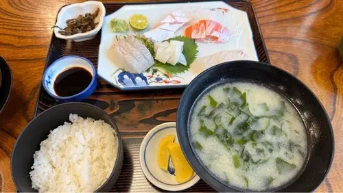 活魚料理 讃岐家（カツギョリョウリ サヌキヤ）