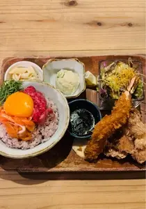 玉ねぎ倉庫跡地 志知カフェ