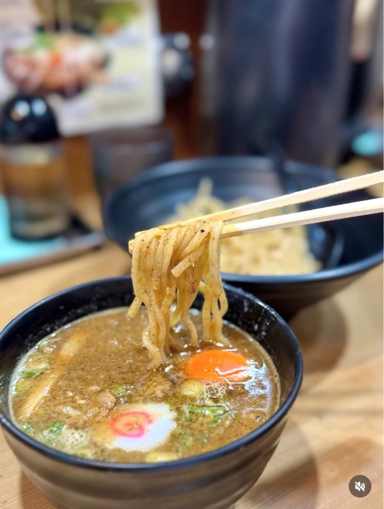 junjun09090909さんが投稿した肉玉そば おとど 新宿2丁目店に関する口コミの画像