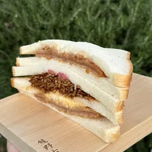 ベーカリー小麦園 FEEL 黒川東店