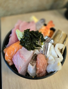 寿司芳（芝新堀 寿司よし）