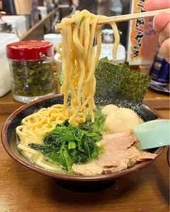 とりとん