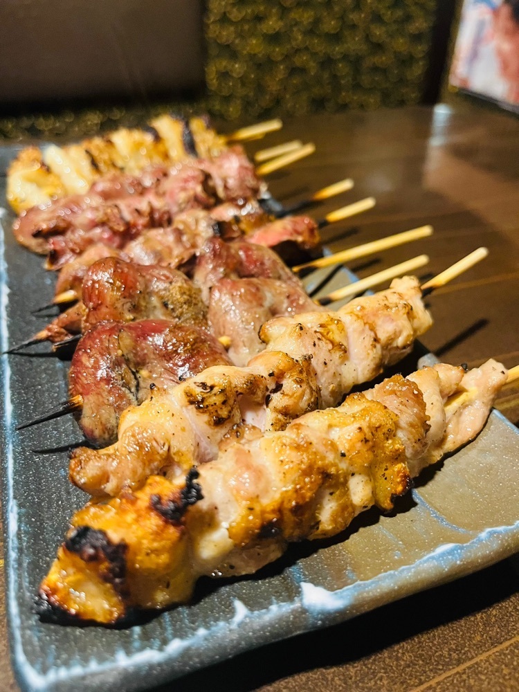 東京食べあルークさんが投稿した秘伝手羽先唐揚げと地鶏 焼き鳥 和個室 居酒屋 鳥心 横浜駅前店（【旧店名】伝助 横浜西口駅前店）に関する口コミの画像