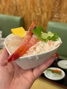 さんかく亭