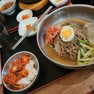 まる飯（マルハン）