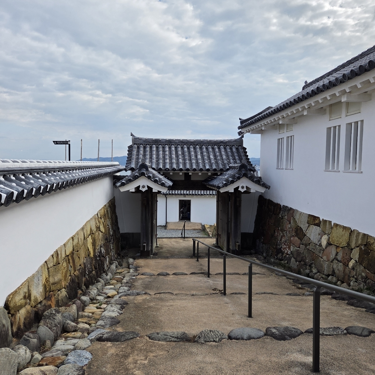 ばらっちゃんさんが投稿した富岡城（富岡ビジターセンター）に関する口コミの画像